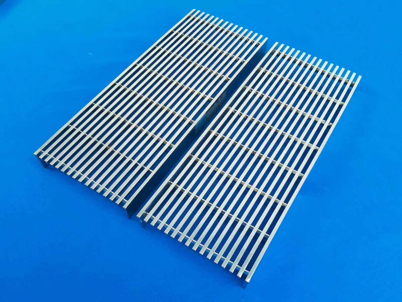 Selected aluminum grating product view 3
