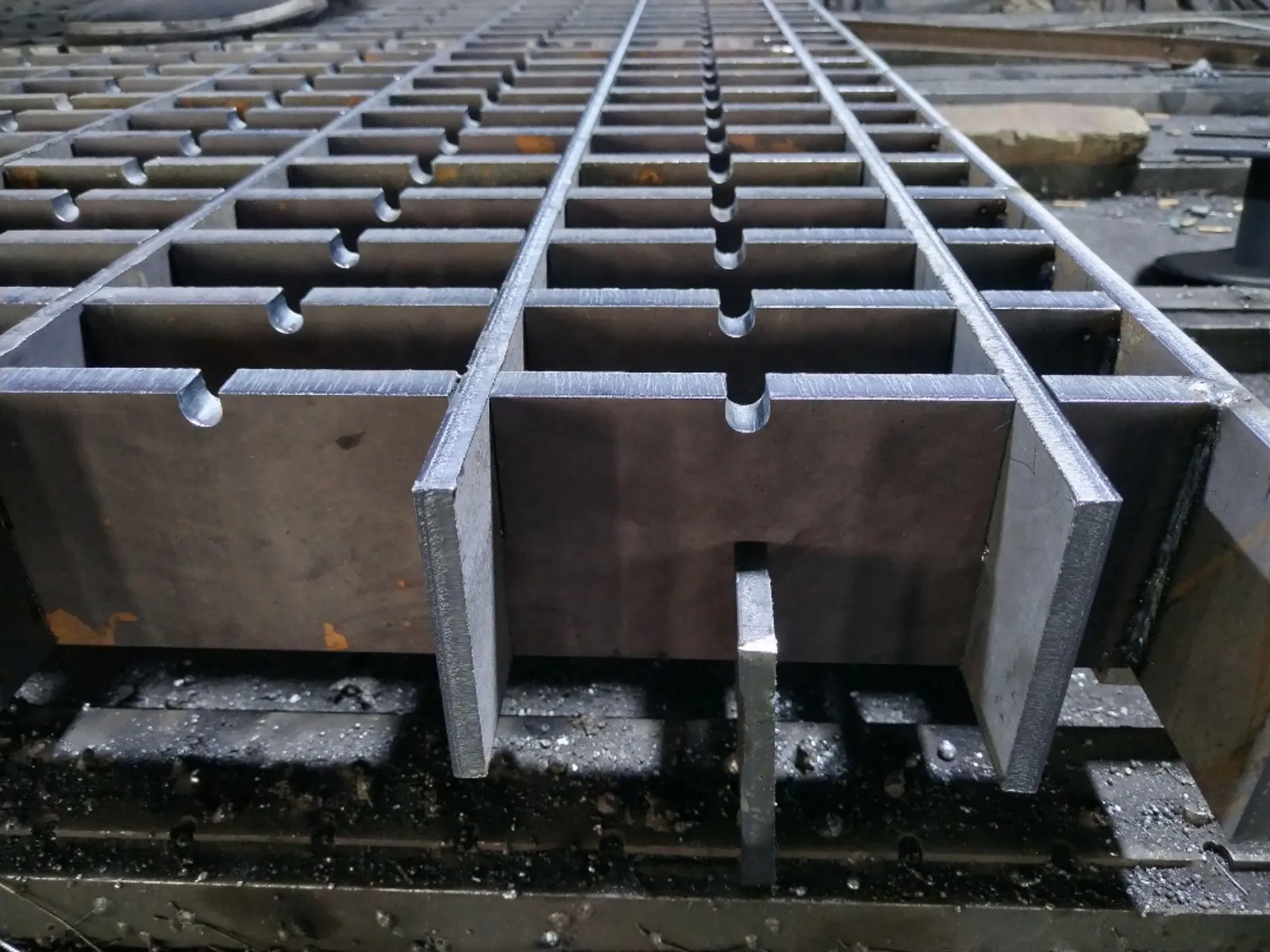 Selected heavy-duty steel grating product view 7