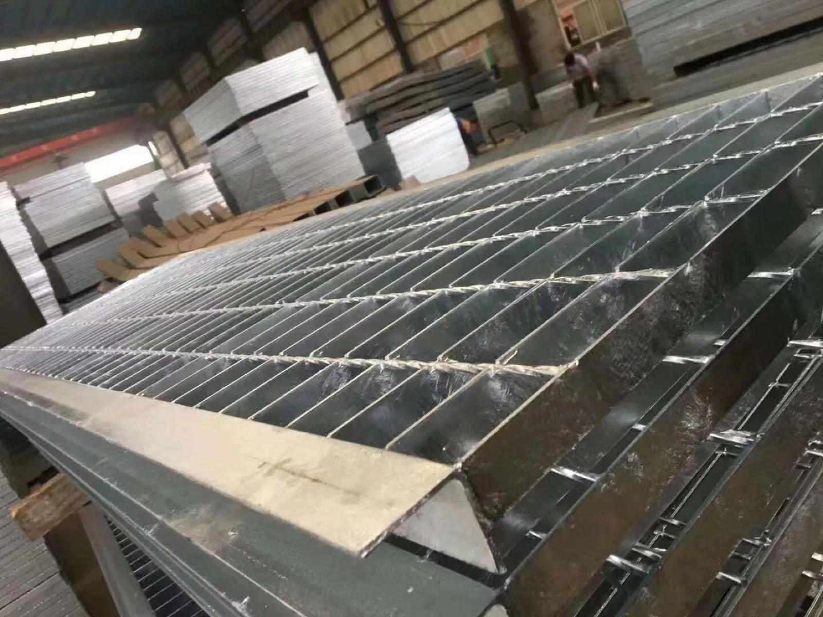 Selected trench cover grating product view 1
