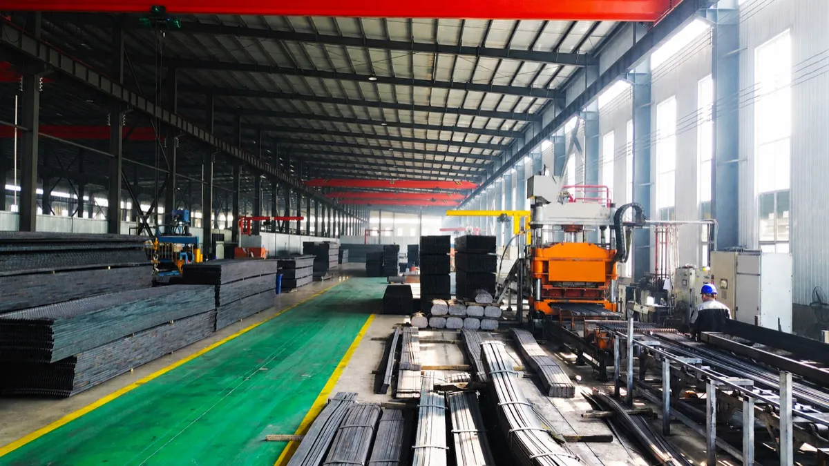 Press-welding workshop inside the DONGFU GRATING steel grating factory