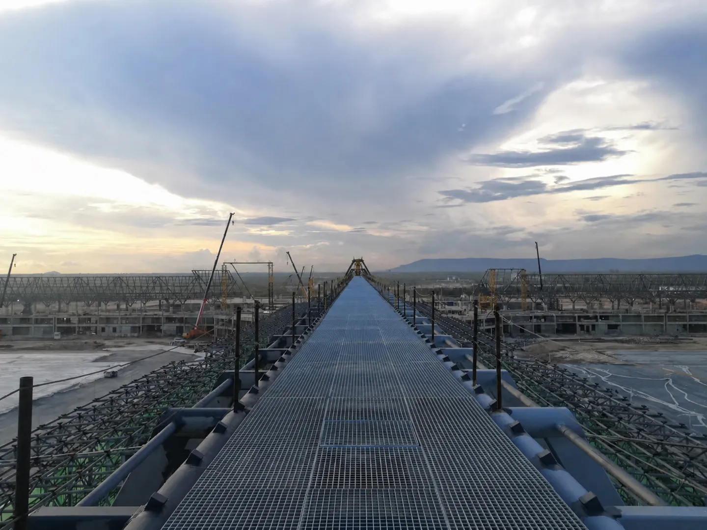 Long steel grating maintenance platform at the Cambodia airport passage project